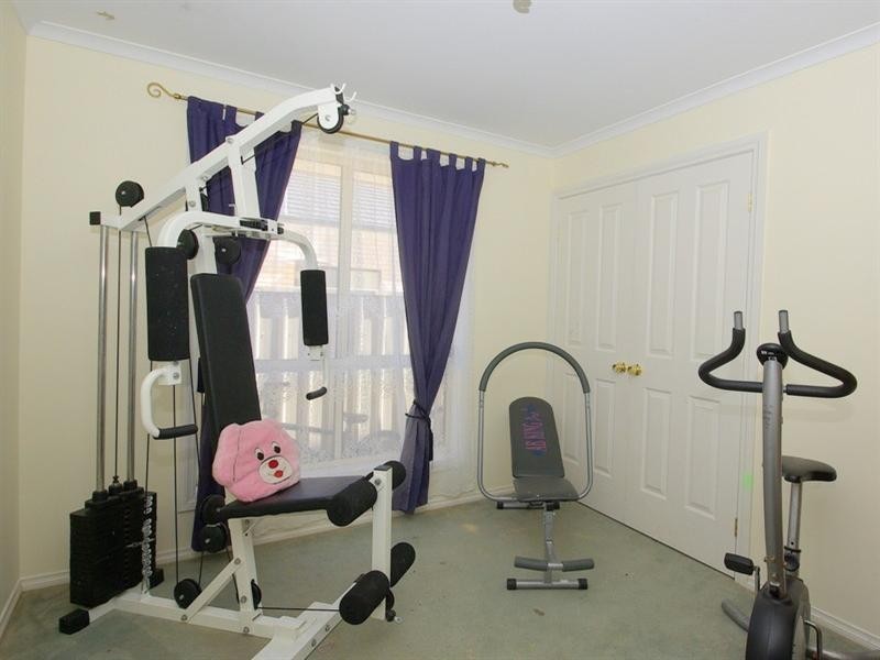 4 Canterbury Place, Burton SA 5110