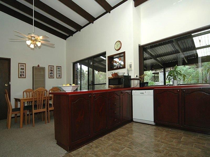 2 Magnolia Court, Banksia Park SA 5091