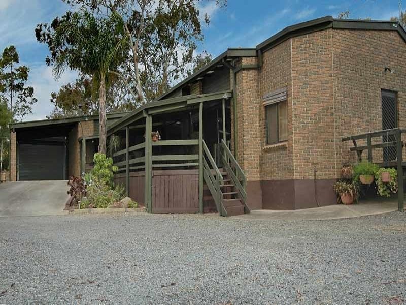 2 Magnolia Court, Banksia Park SA 5091