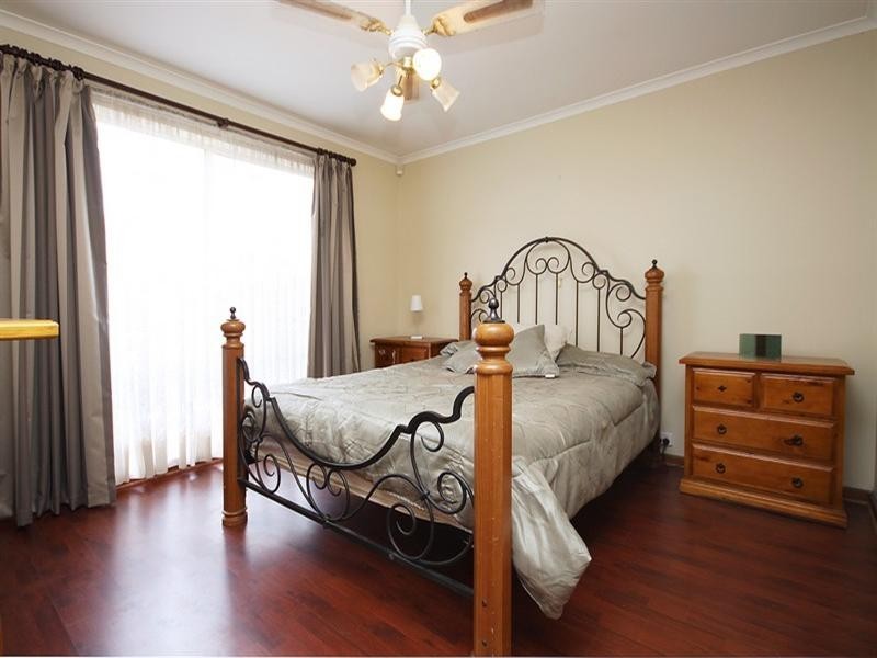 5 Dyson Court, Paralowie SA 5108