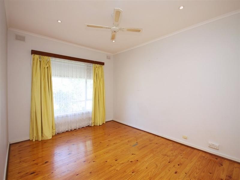 10 Limerick Street, Salisbury Downs SA 5108