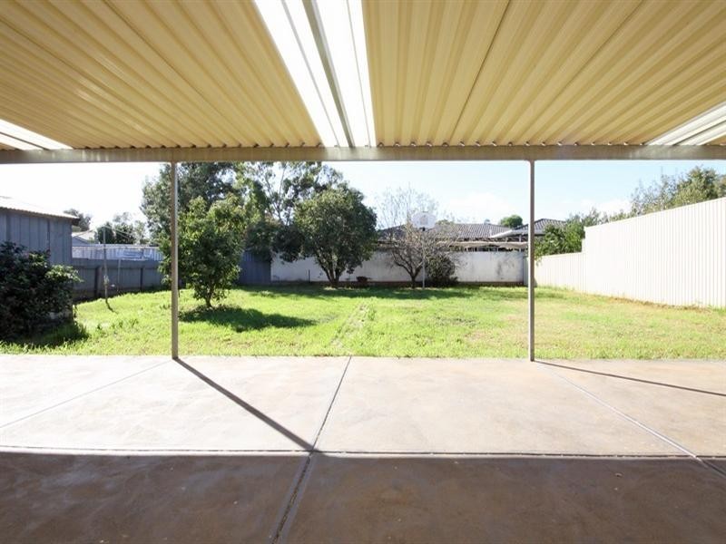 10 Limerick Street, Salisbury Downs SA 5108