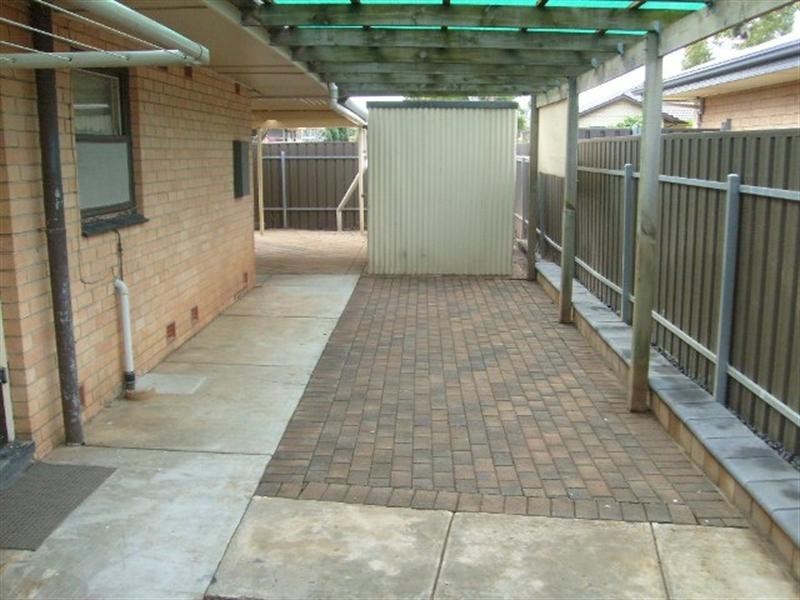 2 Beverley Avenue, Salisbury SA 5108