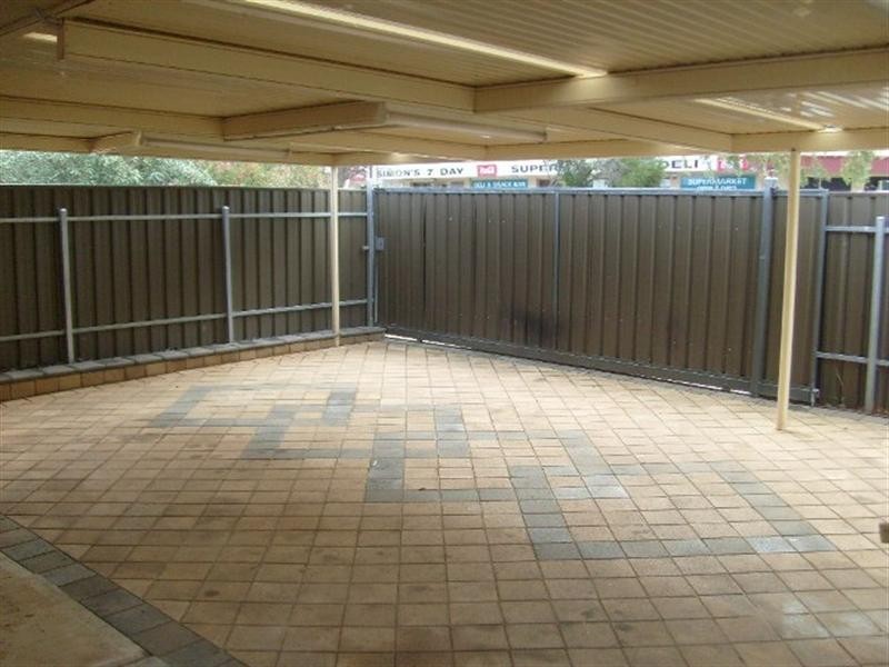 2 Beverley Avenue, Salisbury SA 5108