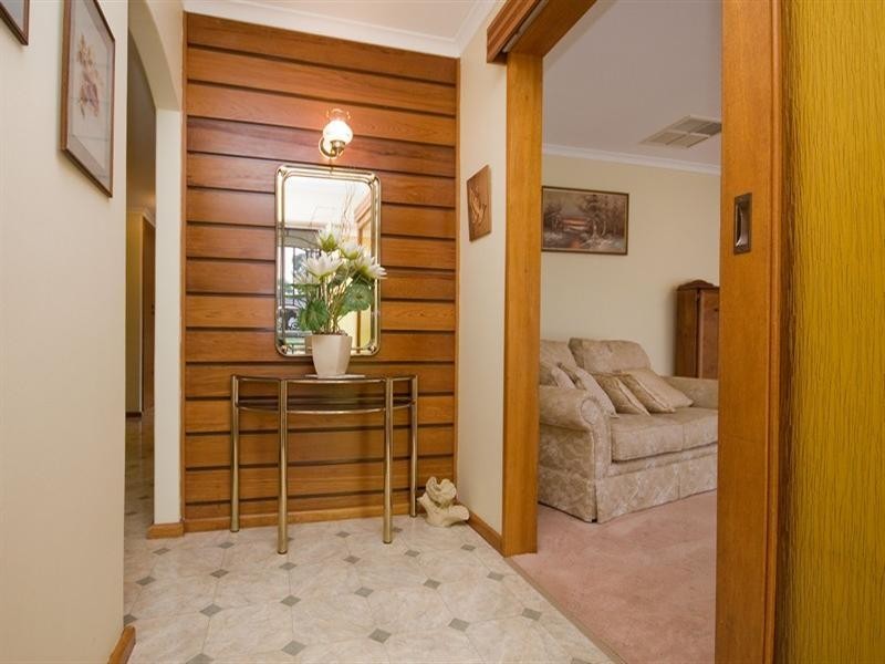 35 Buckingham Drive, Salisbury East SA 5109