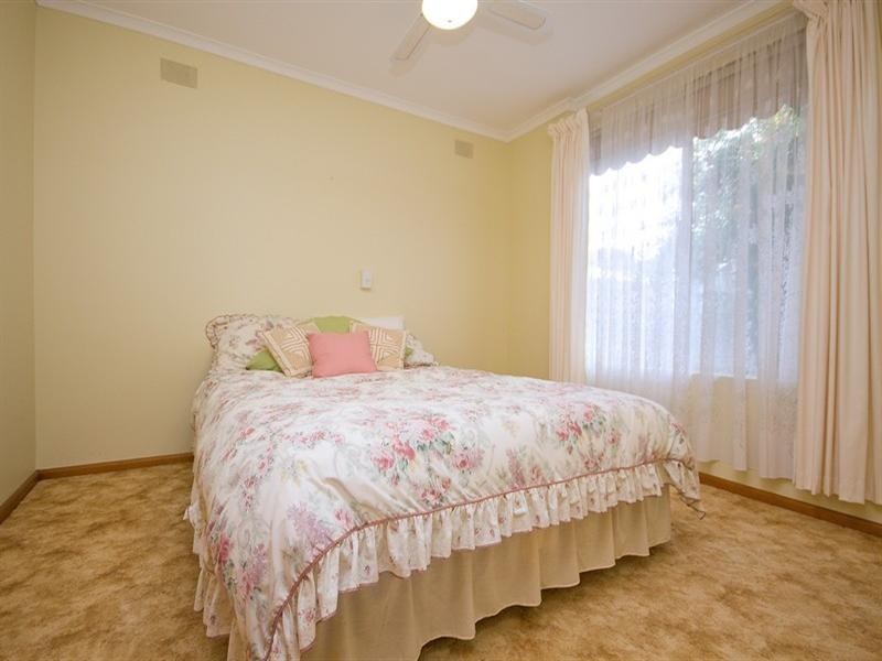 35 Buckingham Drive, Salisbury East SA 5109