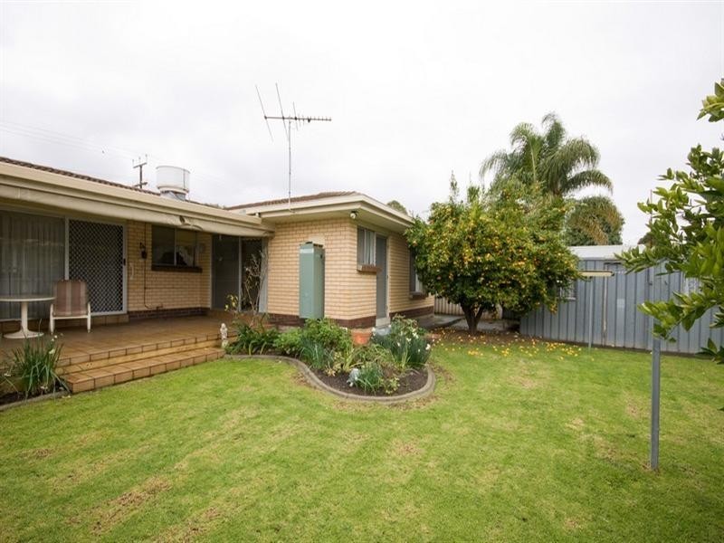 35 Buckingham Drive, Salisbury East SA 5109