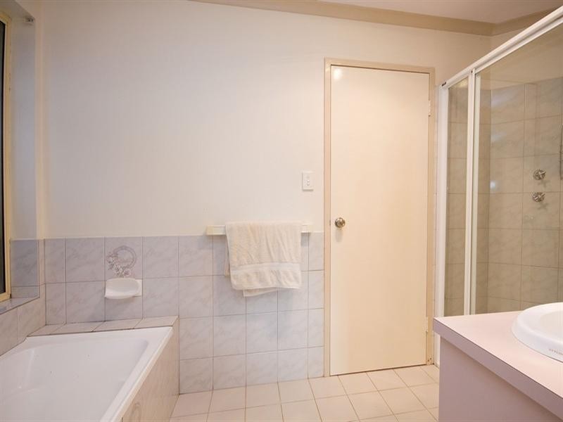 5 Petersens Parade, Salisbury Downs SA 5108