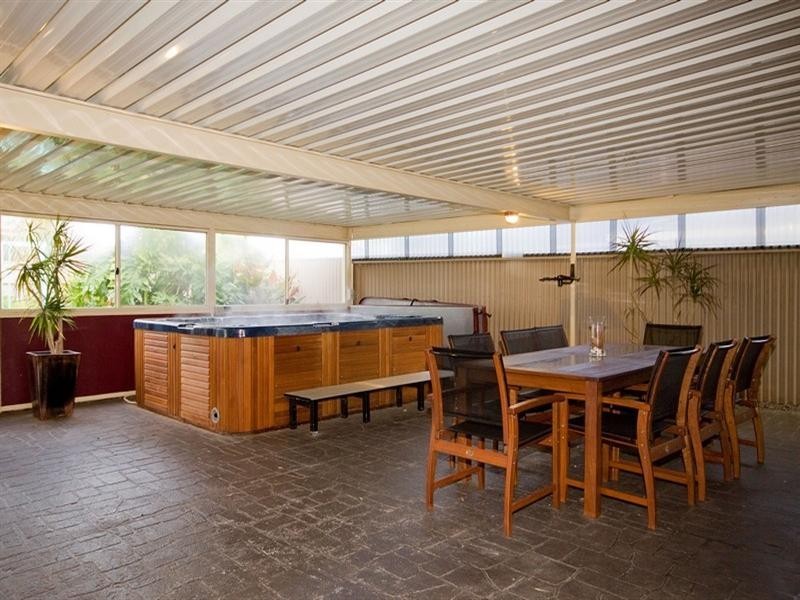 5 Petersens Parade, Salisbury Downs SA 5108