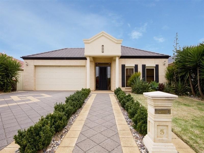 5 Bluegum Drive, Paralowie SA 5108
