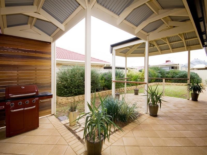 5 Bluegum Drive, Paralowie SA 5108