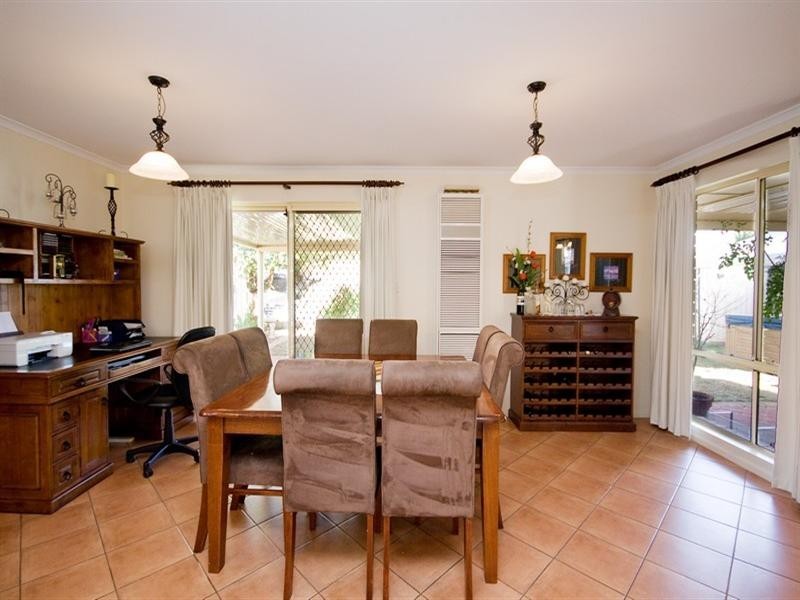 7 Springwood Avenue, Parafield Gardens SA 5107