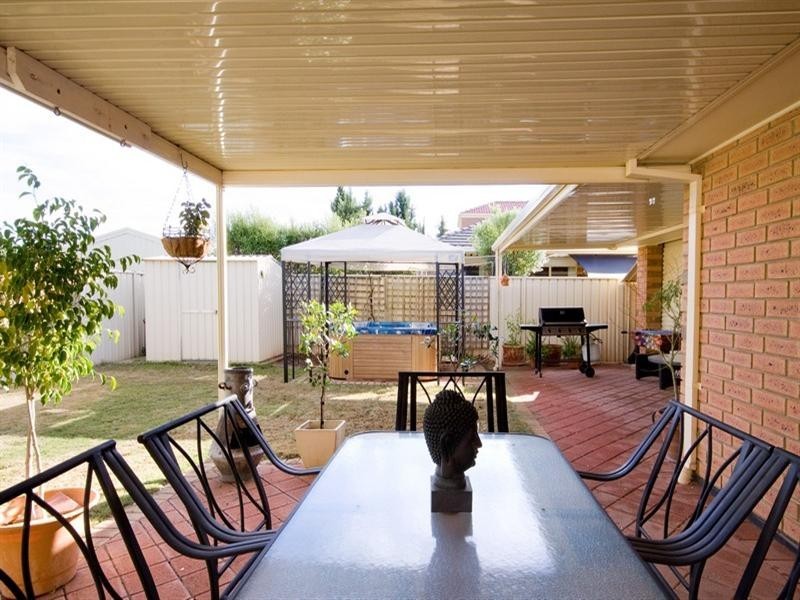 7 Springwood Avenue, Parafield Gardens SA 5107