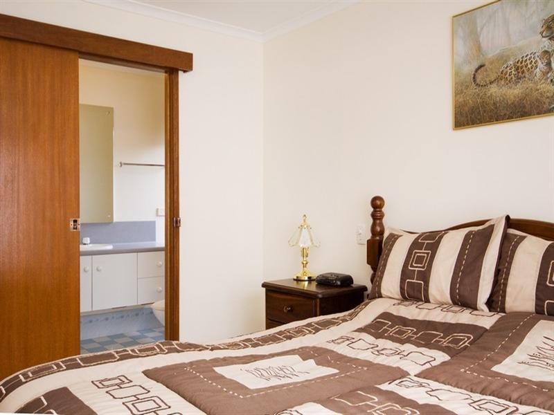 20 StJust Court, Golden Grove SA 5125