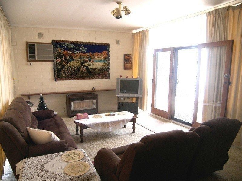 25 St Clair Avenue, Para Hills SA 5096