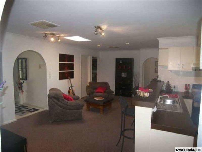 11 Caloundra Drive, Paralowie SA 5108