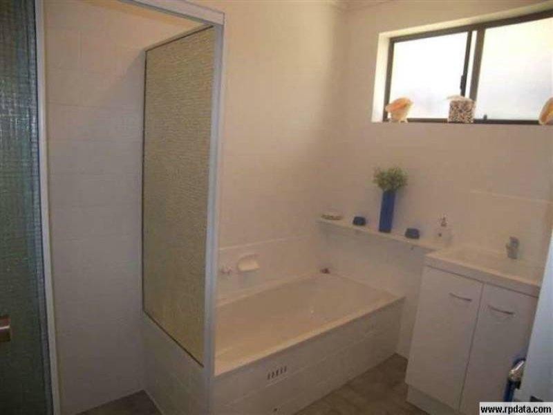 11 Caloundra Drive, Paralowie SA 5108