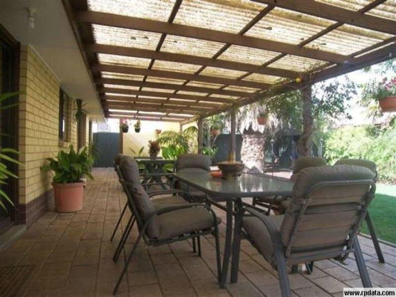 11 Caloundra Drive, Paralowie SA 5108