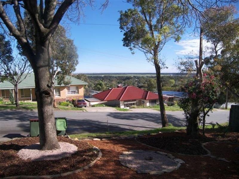 19 Gwender Terrace, Para Hills SA 5096