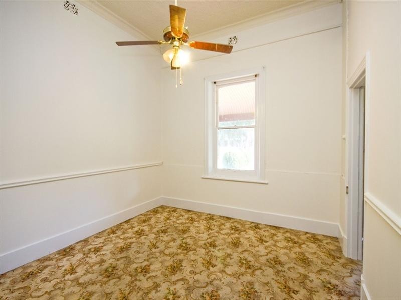 11 Redbanks Road, Willaston SA 5118