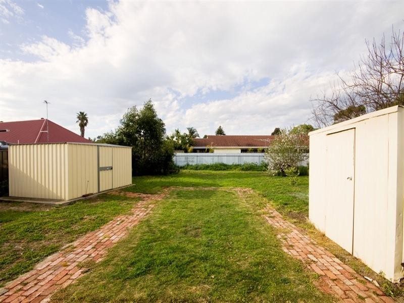 11 Redbanks Road, Willaston SA 5118