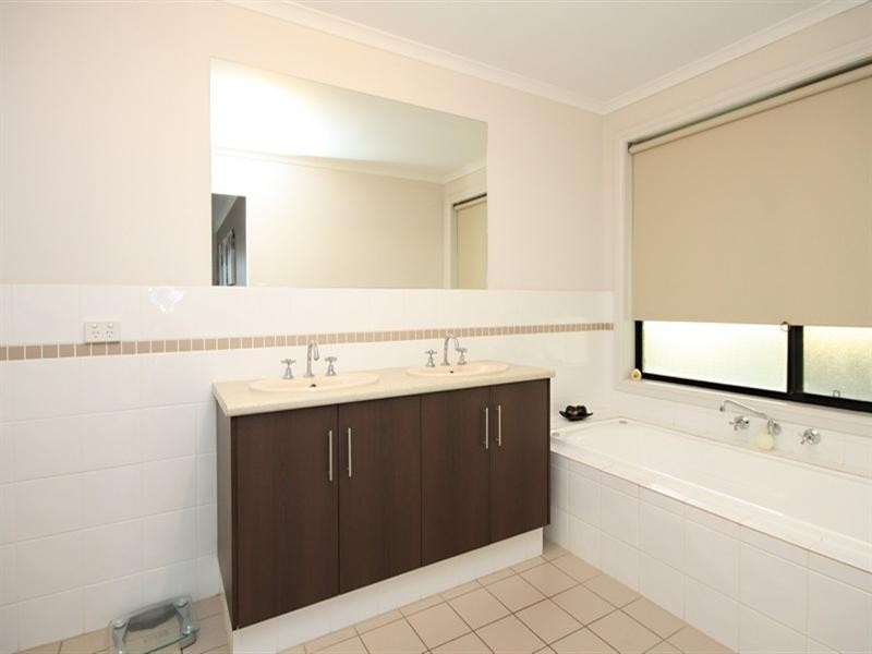 3 Petrel Court, Hewett SA 5118