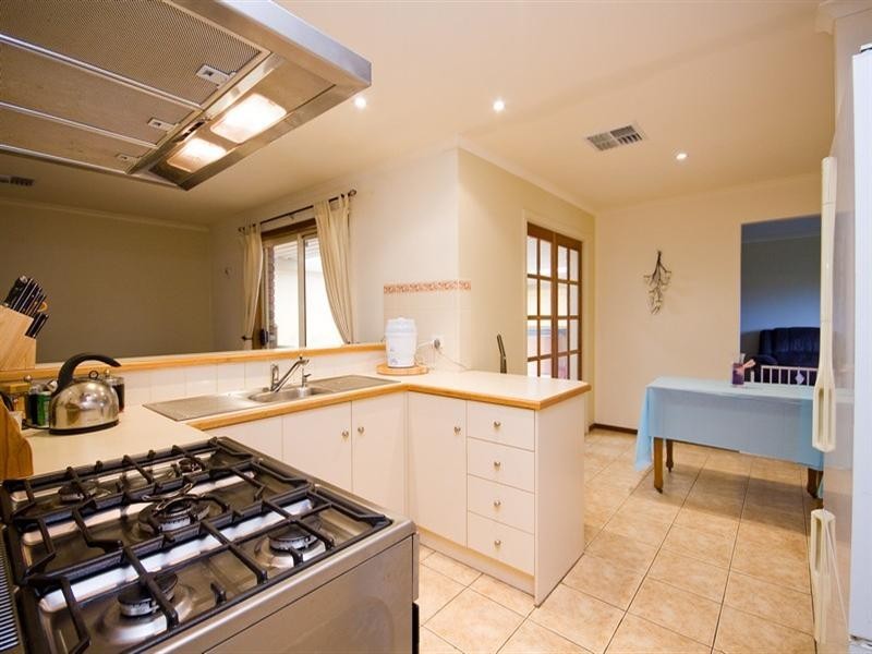 14 Coachwood Close, Blakeview SA 5114