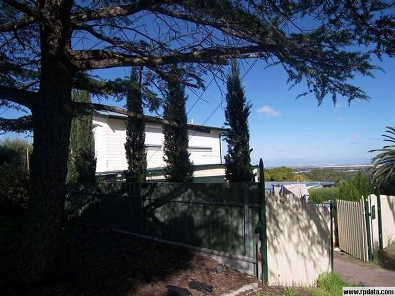 11 Harold Street, Para Hills SA 5096