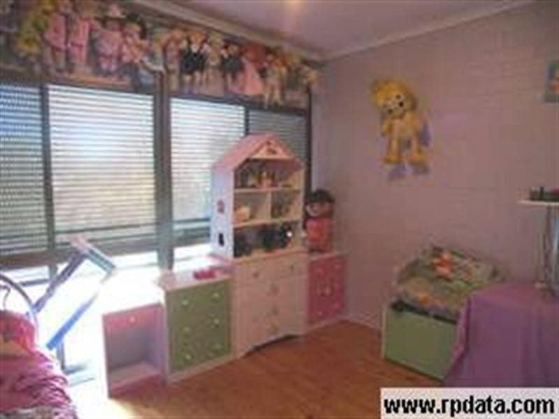 11 Harold Street, Para Hills SA 5096