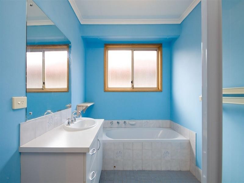 4 Crown Crescent, Paralowie SA 5108