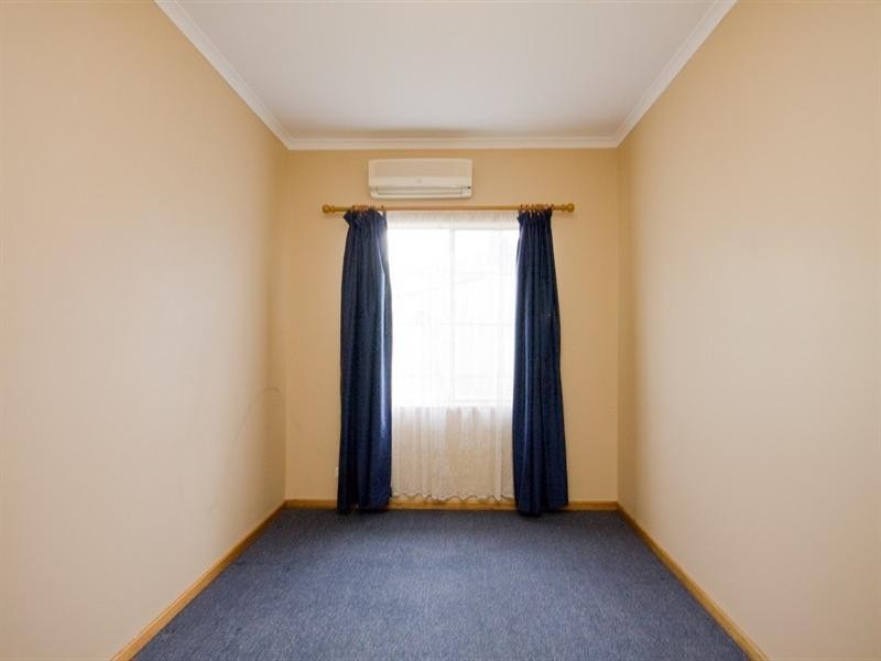 17 Egret Street, Mawson Lakes SA 5095