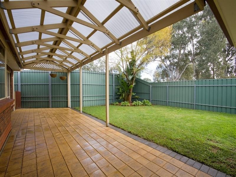 17 Egret Street, Mawson Lakes SA 5095