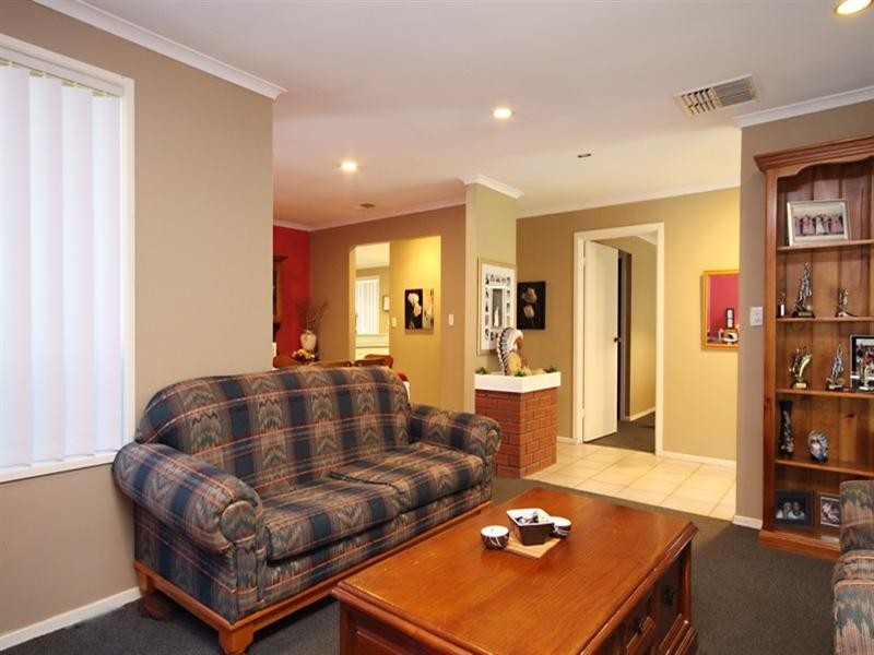 32 Ronaldo Way, Paralowie SA 5108
