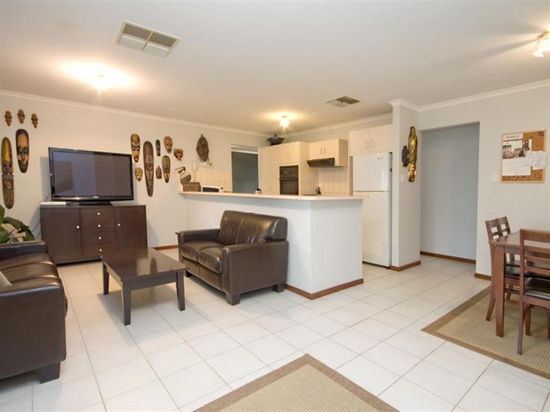 14 Cherrytree Crescent, Blakeview SA 5114