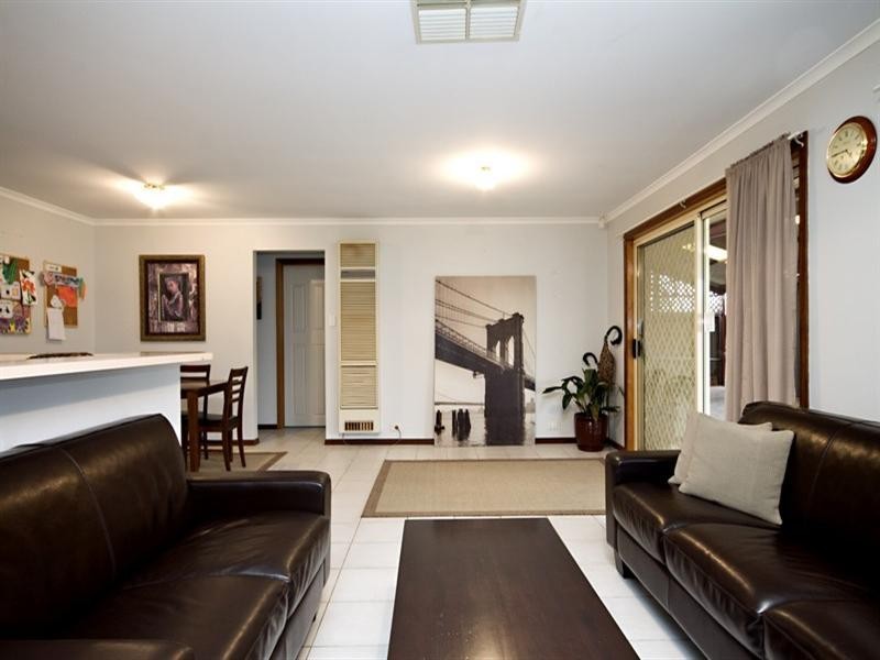 14 Cherrytree Crescent, Blakeview SA 5114