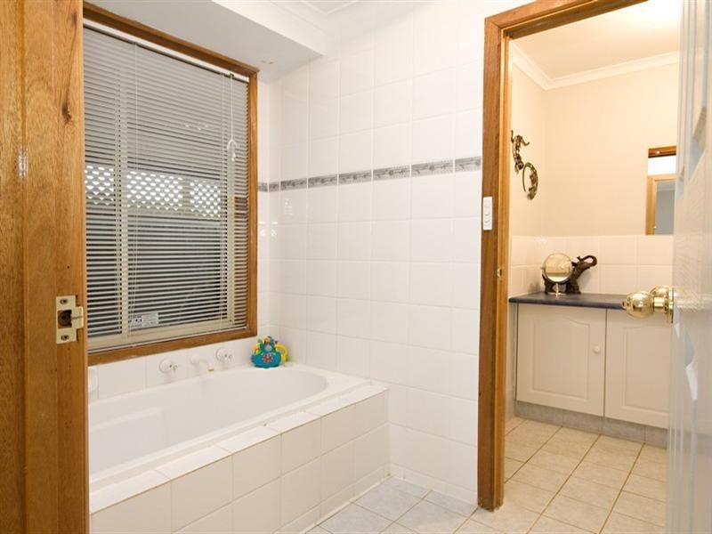 14 Cherrytree Crescent, Blakeview SA 5114