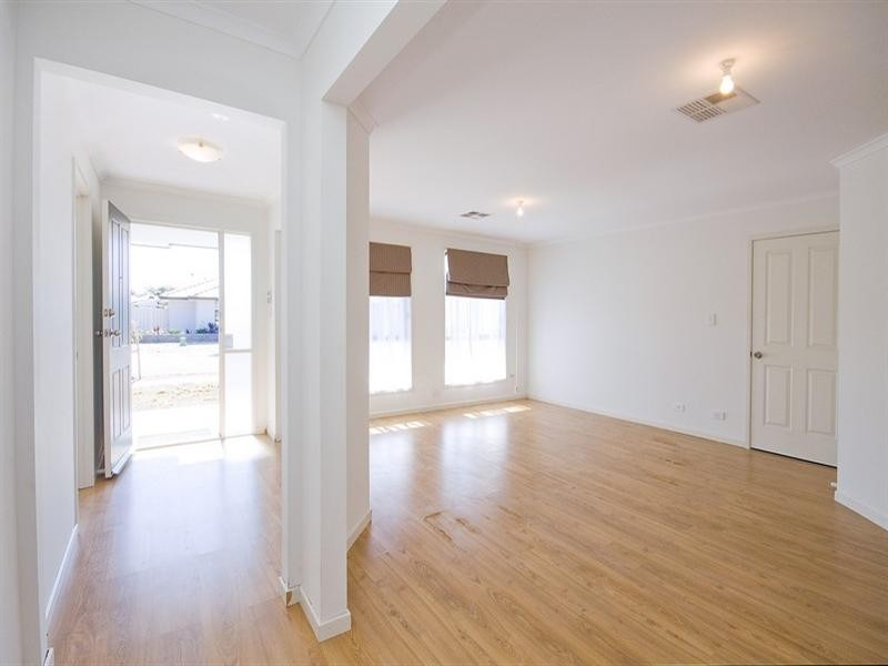 17 Golden Circuit, Parafield Gardens SA 5107