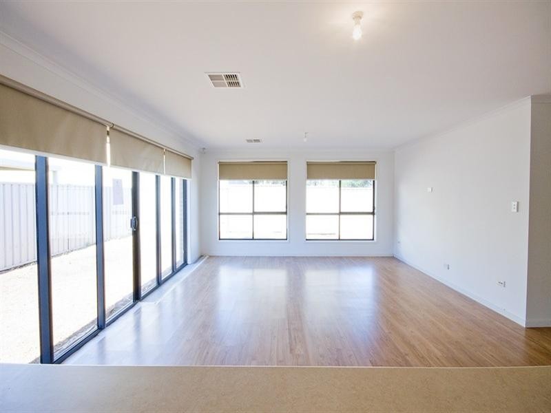 17 Golden Circuit, Parafield Gardens SA 5107