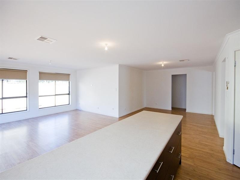 17 Golden Circuit, Parafield Gardens SA 5107