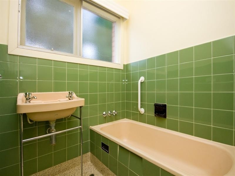 18 Thornton Street, Elizabeth East SA 5112