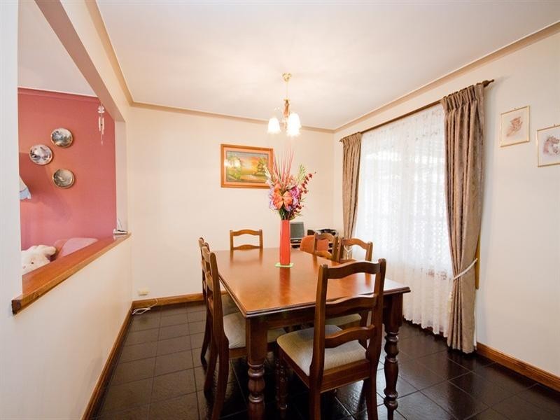 4 Claxton Way, Burton SA 5110