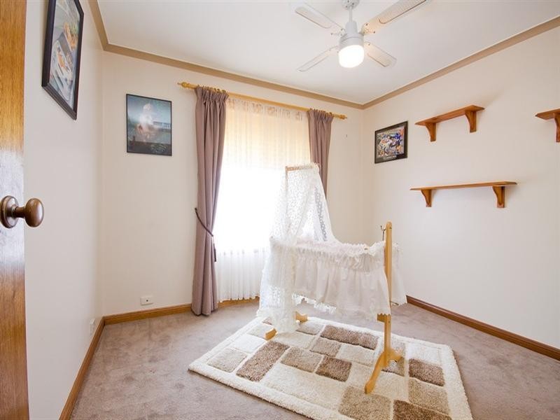 4 Claxton Way, Burton SA 5110