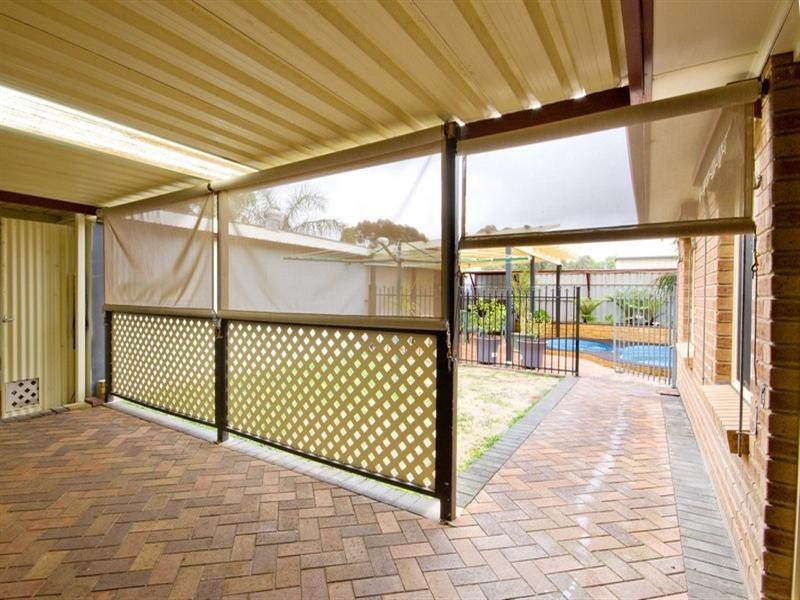 4 Claxton Way, Burton SA 5110
