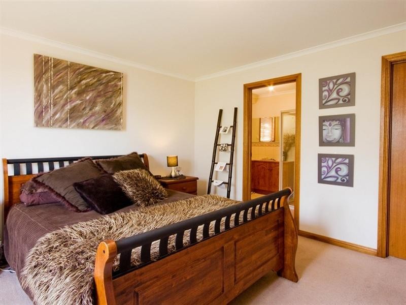 5 Ash Court, Paralowie SA 5108