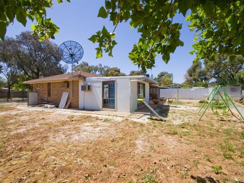 12 Hibiscus Court, Parafield Gardens SA 5107