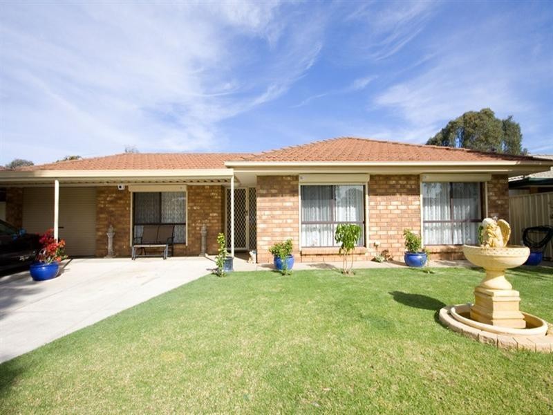 12 McQueen Court, Paralowie SA 5108