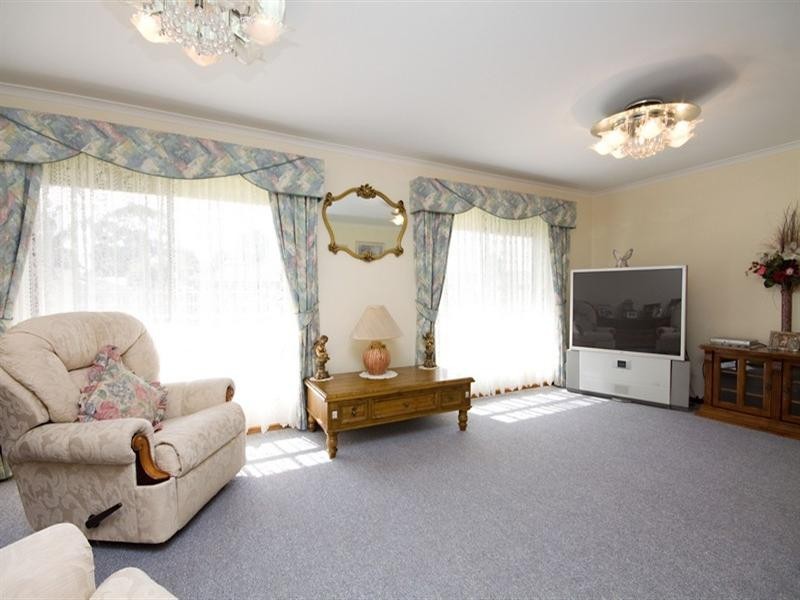 12 McQueen Court, Paralowie SA 5108