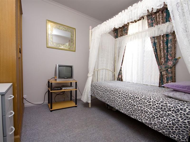 12 McQueen Court, Paralowie SA 5108