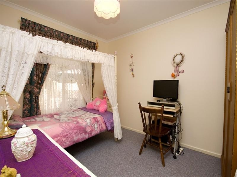 12 McQueen Court, Paralowie SA 5108