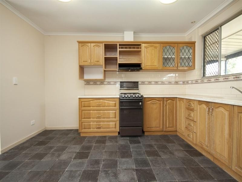 14 Mayo Crescent, Salisbury Downs SA 5108